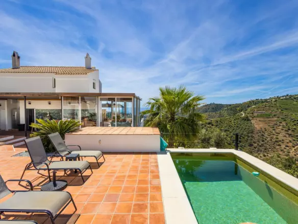 7-bedroom Villa In Cómpeta, Spain (381 M²)