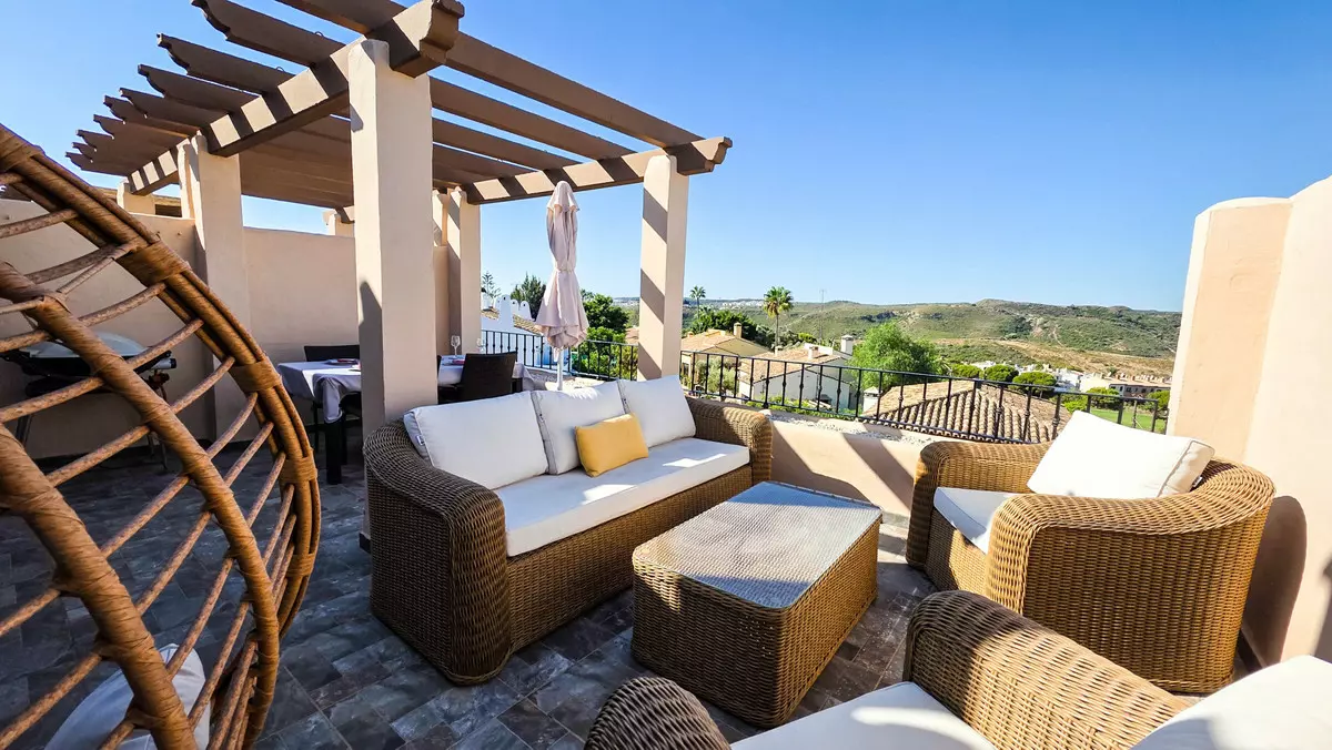 3-bedroom Apartment In Manilva, Spain (184 M²)
