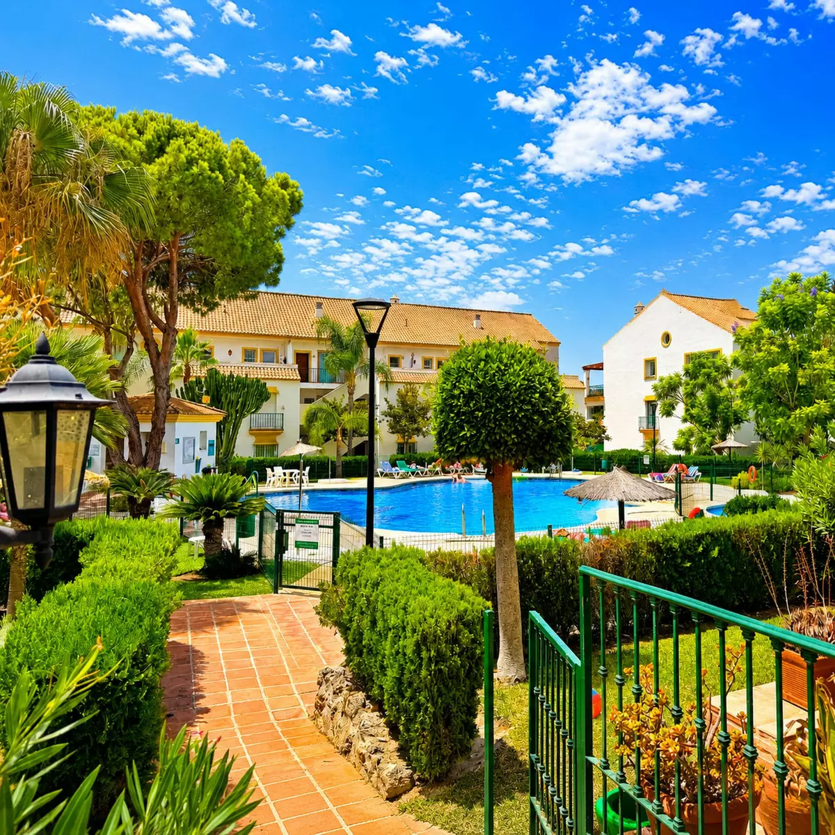 2-bedroom Apartment In Marbella, Spain (93 M²)