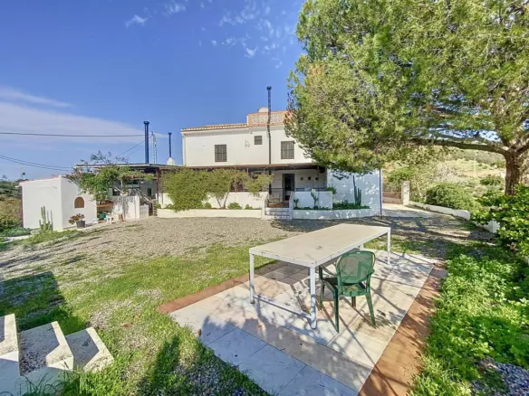 6-bedroom Country House In Pizarra, Spain (371 M²)