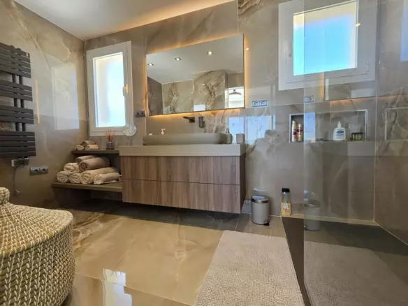 2-bedroom Apartment In Mijas, Spain (100 M²)