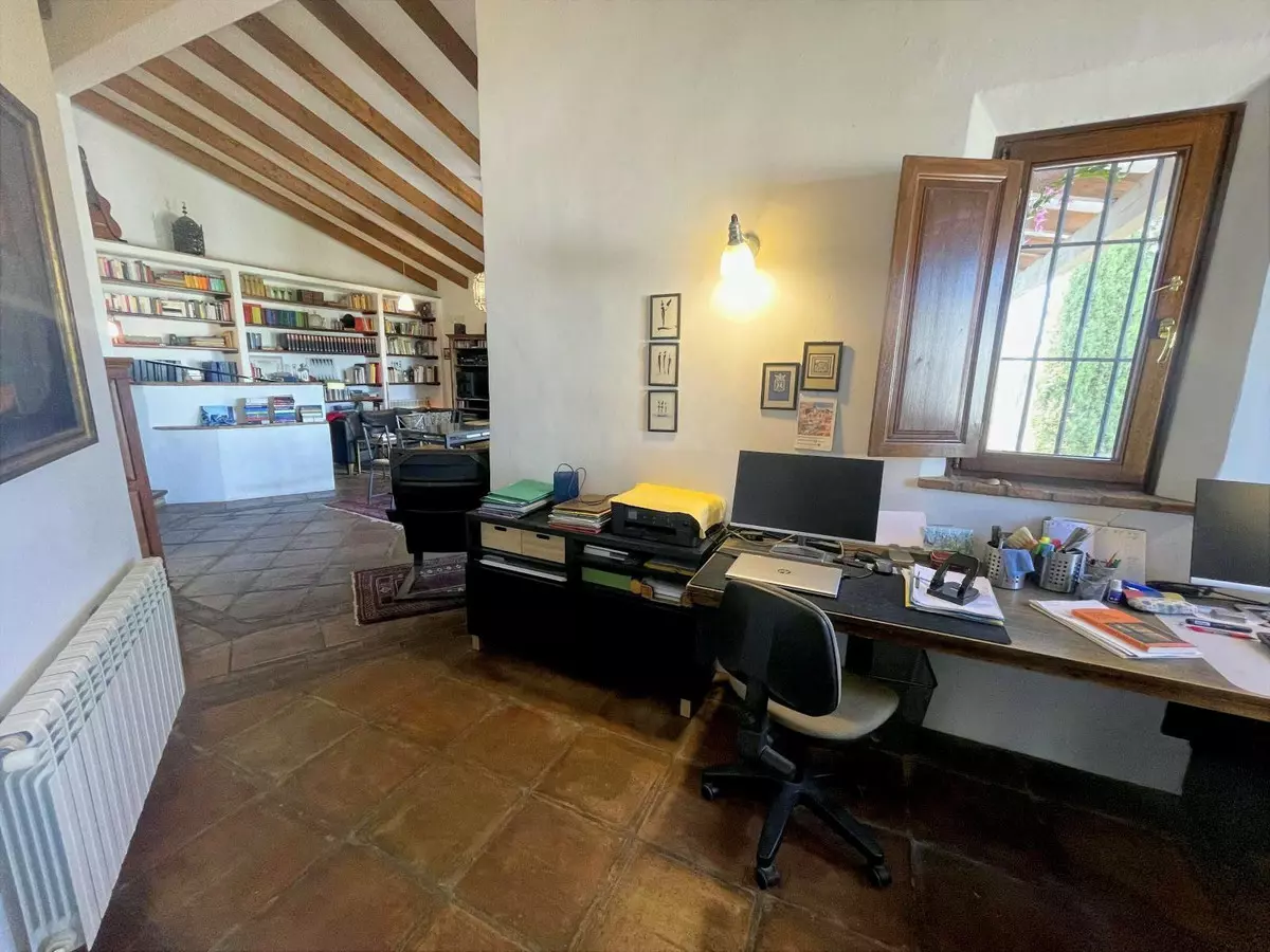 5-bedroom Country House In Villanueva De La Concepción, Spain (635 M²)