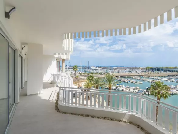 3-bedroom Apartment In Palma De Mallorca, Spain (217 M²)