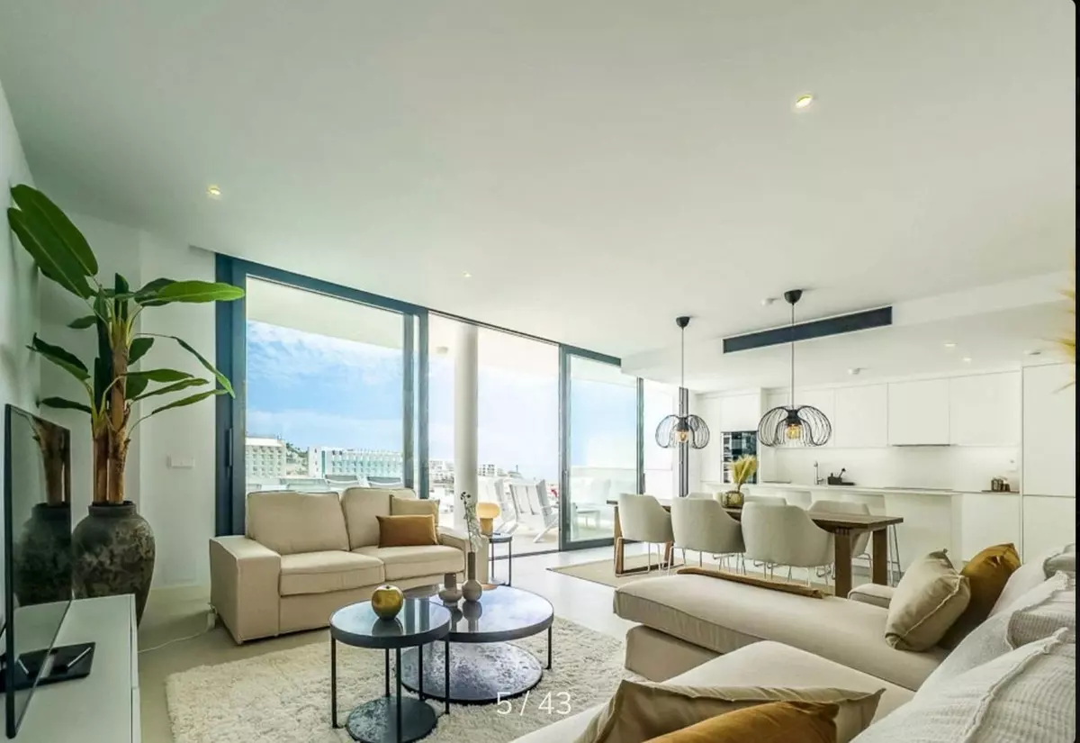 2-bedroom Apartment In Fuengirola, Spain (103 M²)