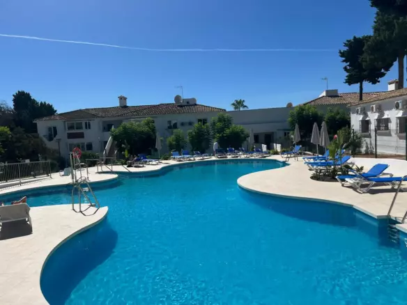 2-bedroom Apartment In Estepona, Spain (87 M²)