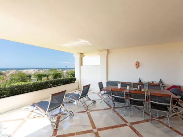 3-bedroom Apartment In Marbella, Spain (231 M²)