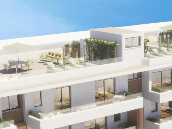 4-bedroom Apartment In Roquetas De Mar, Spain (202 M²)