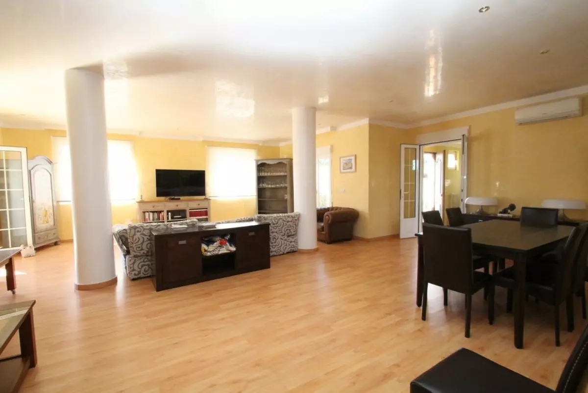5-bedroom Villa In Orihuela, Spain (440 M²)