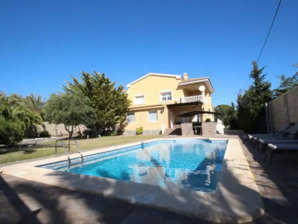 5-bedroom Villa In Orihuela, Spain (440 M²)