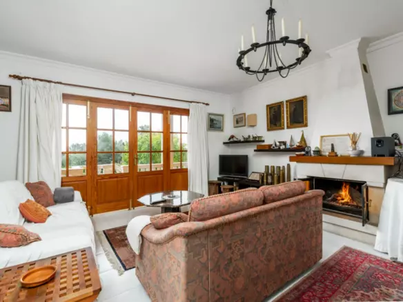 4-bedroom Villa In Calvià, Spain (400 M²)