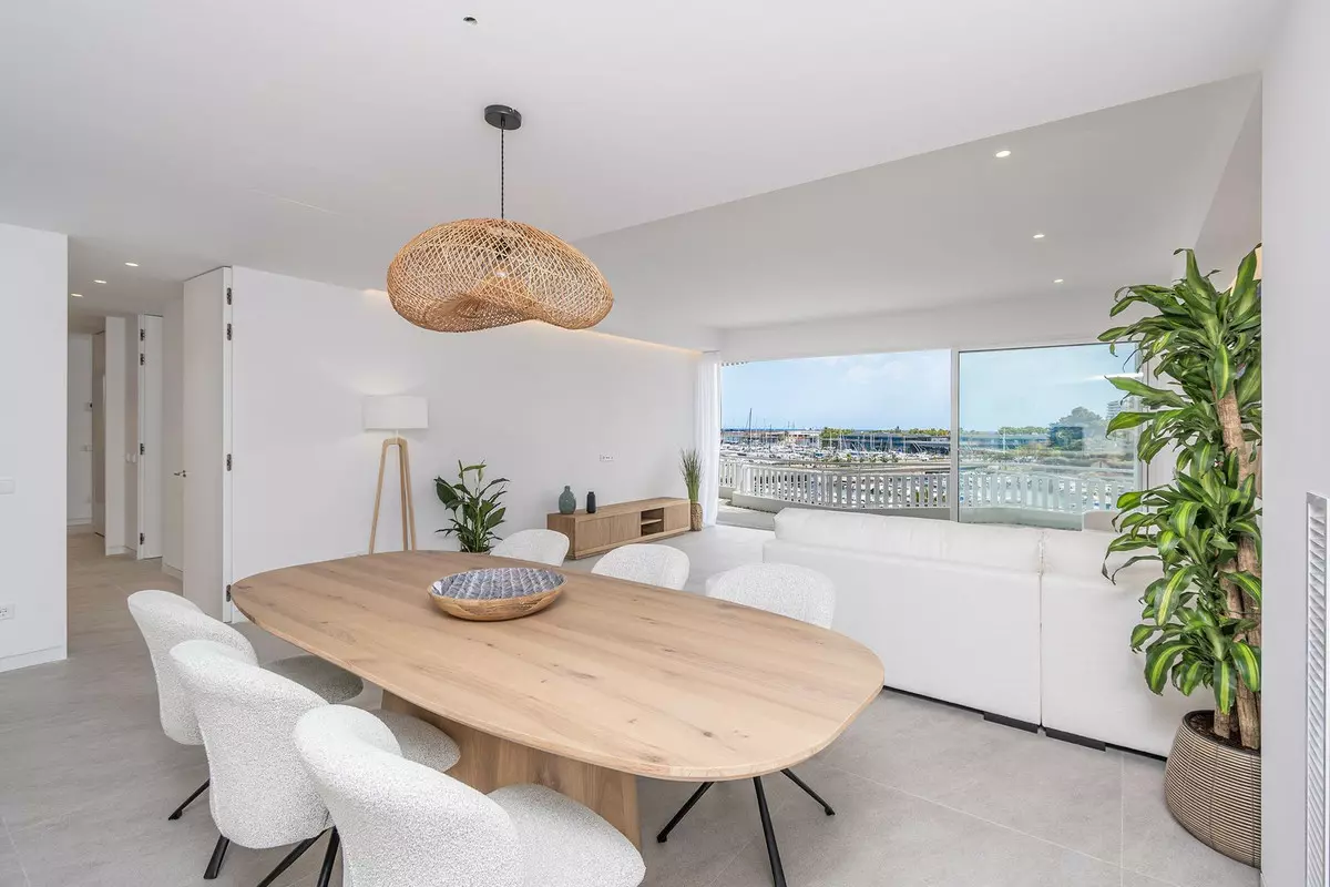 3-bedroom Apartment In Palma De Mallorca, Spain (217 M²)