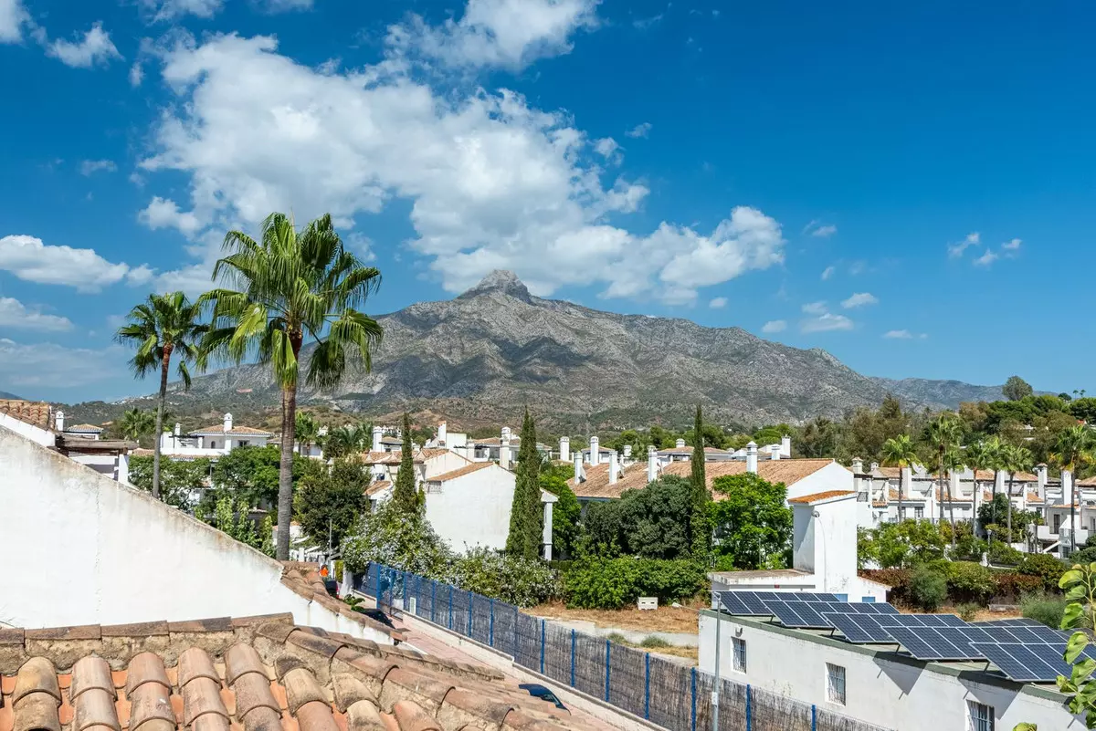 4-bedroom Town House In Marbella, Spain (178 M²)