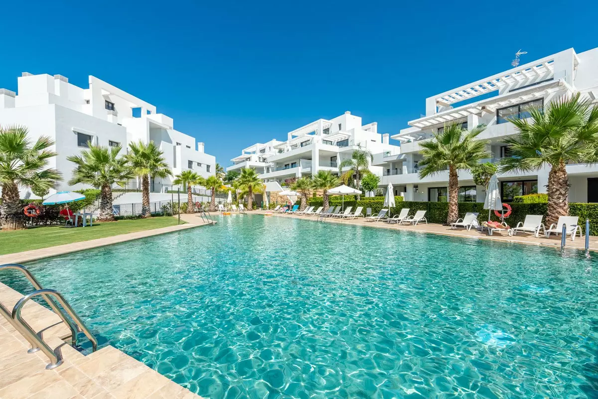 2-bedroom Apartment In Estepona, Spain (112 M²)