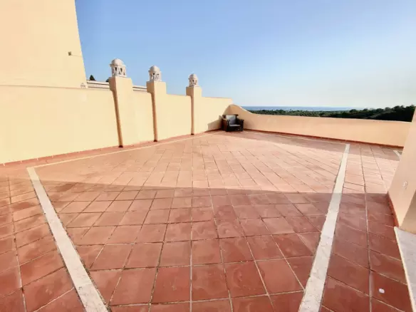 3-bedroom Apartment In Marbella, Spain (140 M²)
