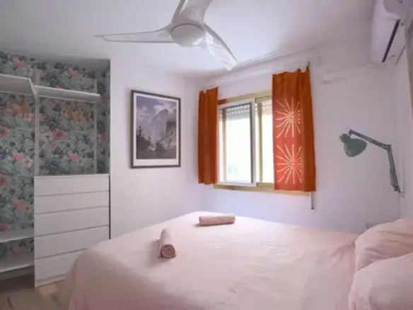 3-bedroom Apartment In Málaga, Spain (103 M²)