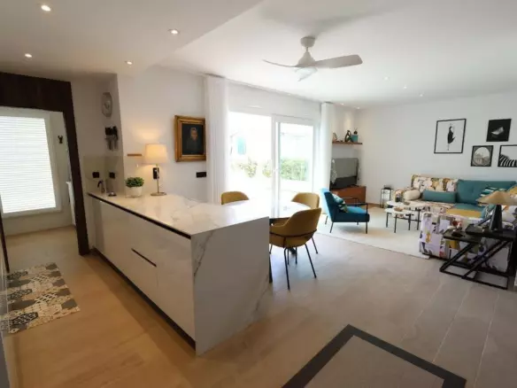 3-bedroom Apartment In Algorfa, Spain (91 M²)