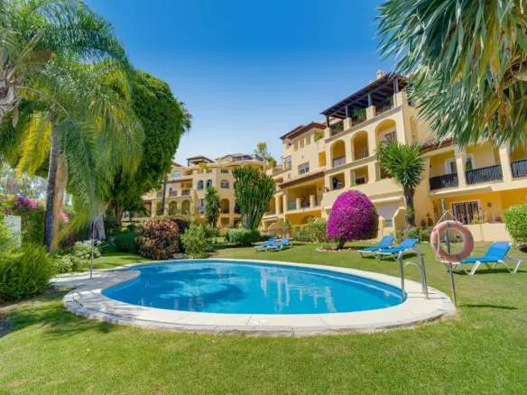 2-bedroom Apartment In Marbella, Spain (85 M²)