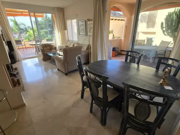 2-bedroom Apartment In Marbella, Spain (173 M²)