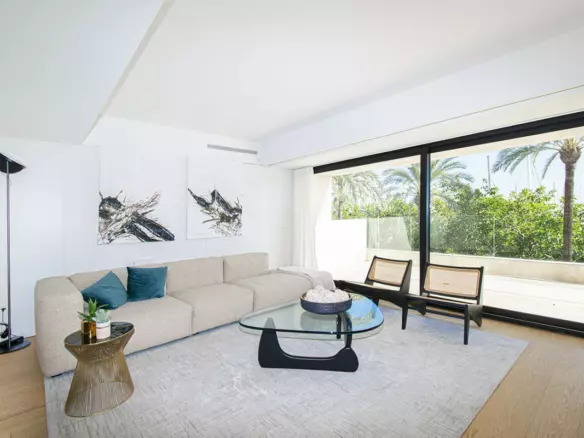 2-bedroom Apartment In Palma De Mallorca, Spain (150 M²)