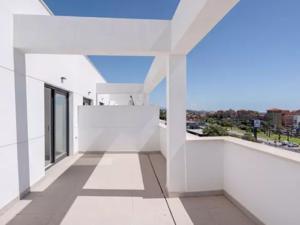 2-bedroom Apartment In Estepona, Spain (95 M²)