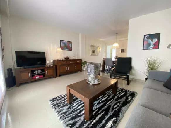 3-bedroom Apartment In Estepona, Spain (130 M²)