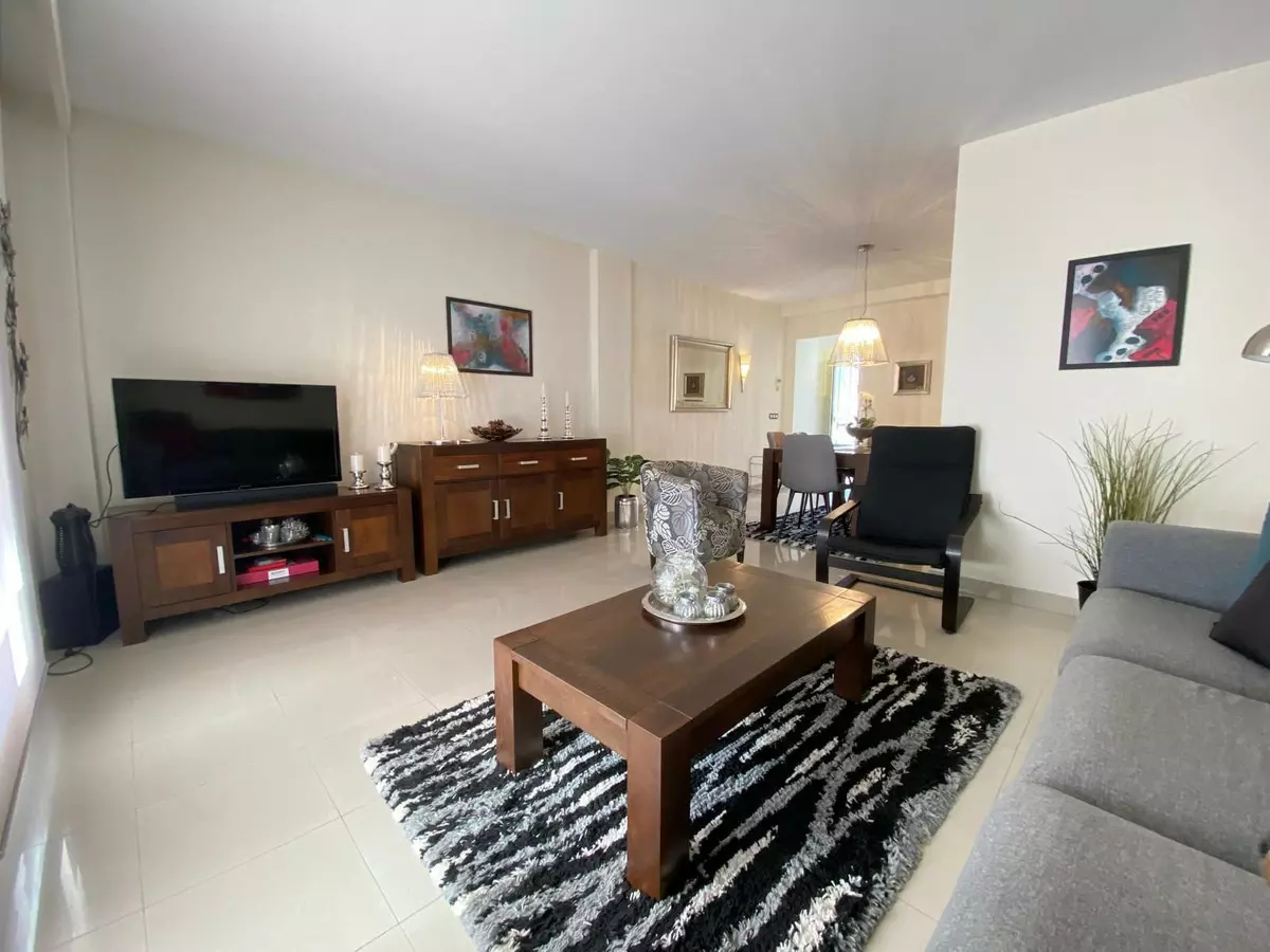 3-bedroom Apartment In Estepona, Spain (130 M²)