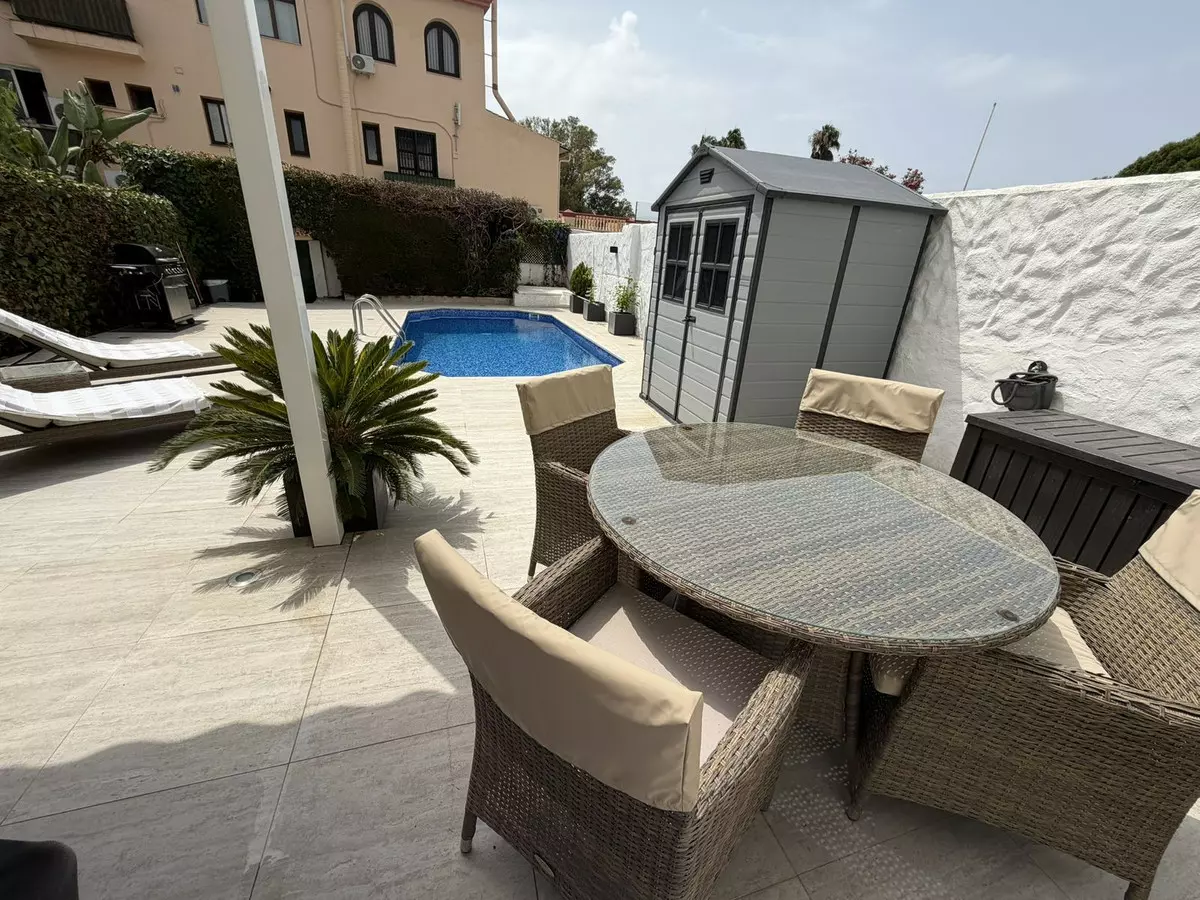 2-bedroom Apartment In Estepona, Spain (80 M²)