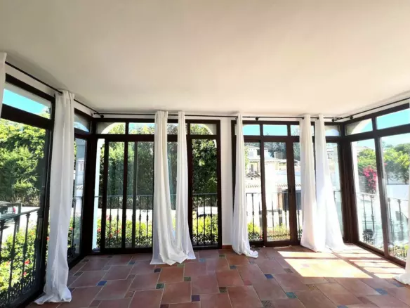 2-bedroom Apartment In Estepona, Spain (87 M²)