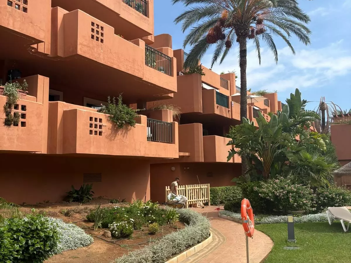 2-bedroom Apartment In Marbella, Spain (118 M²)