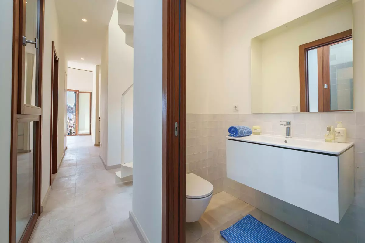 3-bedroom Apartment In Palma De Mallorca, Spain (170 M²)