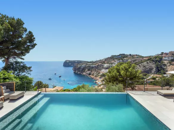 4-bedroom Villa In Andratx, Spain (416 M²)
