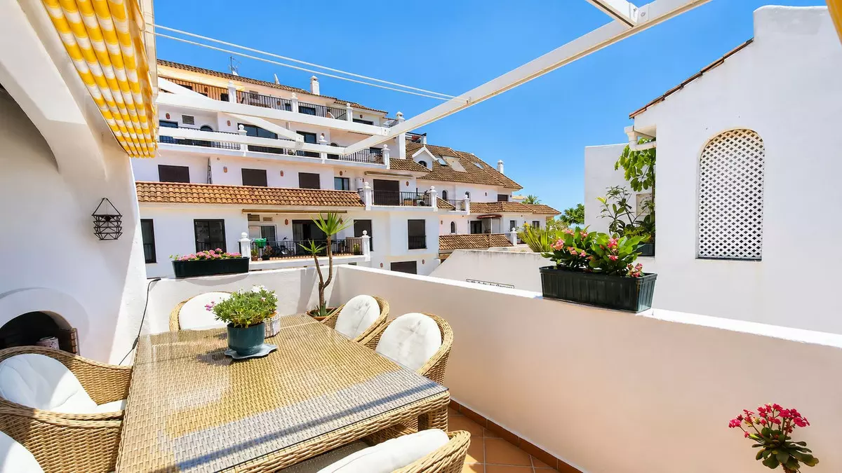 2-bedroom Apartment In Manilva, Spain (73 M²)
