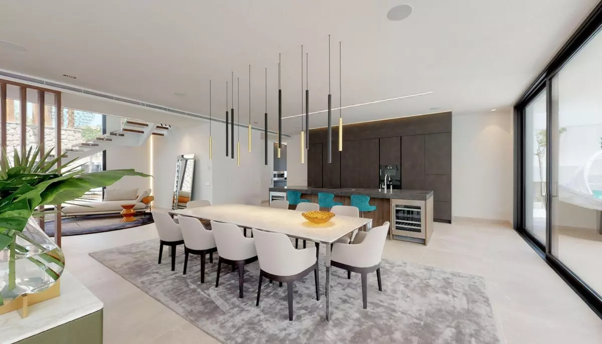 6-bedroom Villa In Calvià, Spain (748 M²)