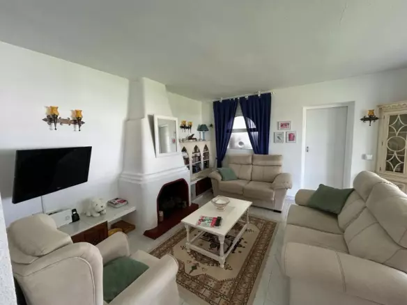 1-bedroom Apartment In Estepona, Spain (61 M²)