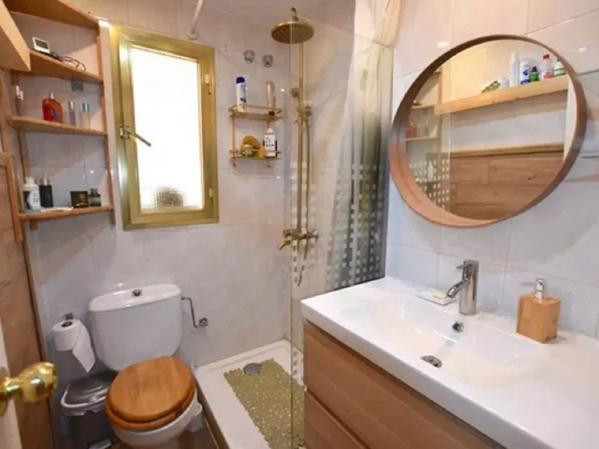3-bedroom Apartment In Málaga, Spain (103 M²)