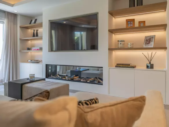 3-bedroom Town House In Benahavis, Spain (212 M²)