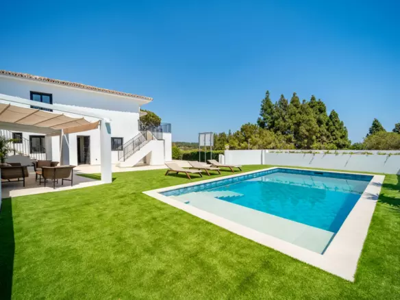 5-bedroom Villa In Mijas, Spain (329 M²)