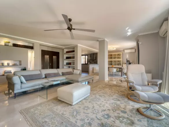 5-bedroom Villa In Marbella, Spain (418 M²)