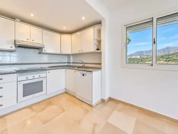 2-bedroom Apartment In Casares, Spain (70 M²)