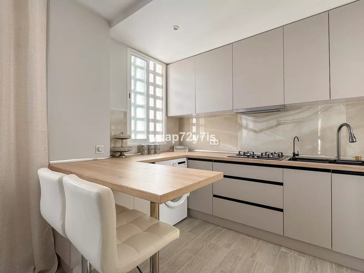 3-bedroom Apartment In Estepona, Spain (124 M²)
