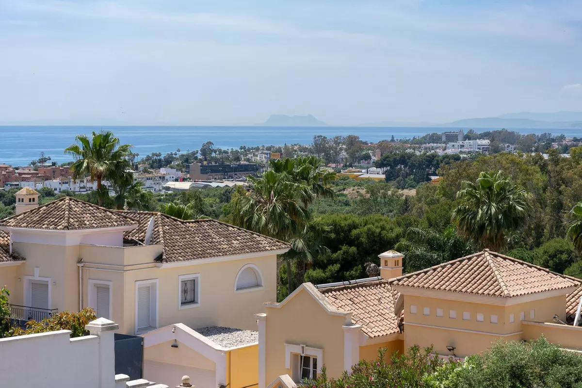 5-bedroom Villa In Estepona, Spain (543 M²)