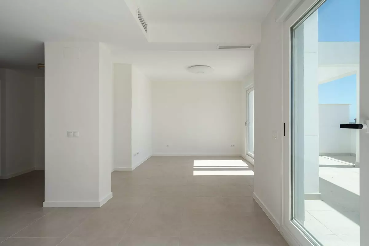 3-bedroom Apartment In Estepona, Spain (111 M²)