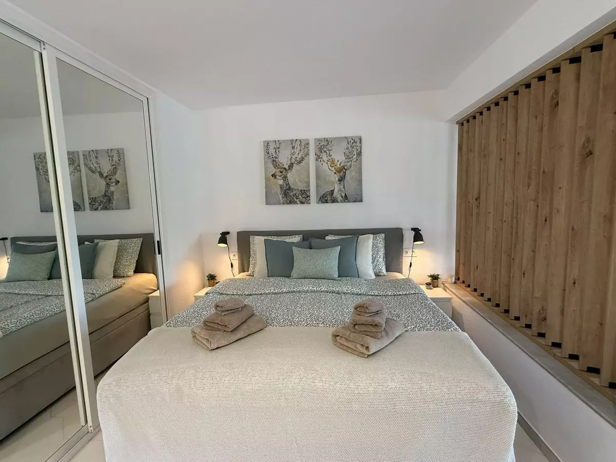 1-bedroom Property In Miraflores, Spain (62 M²)