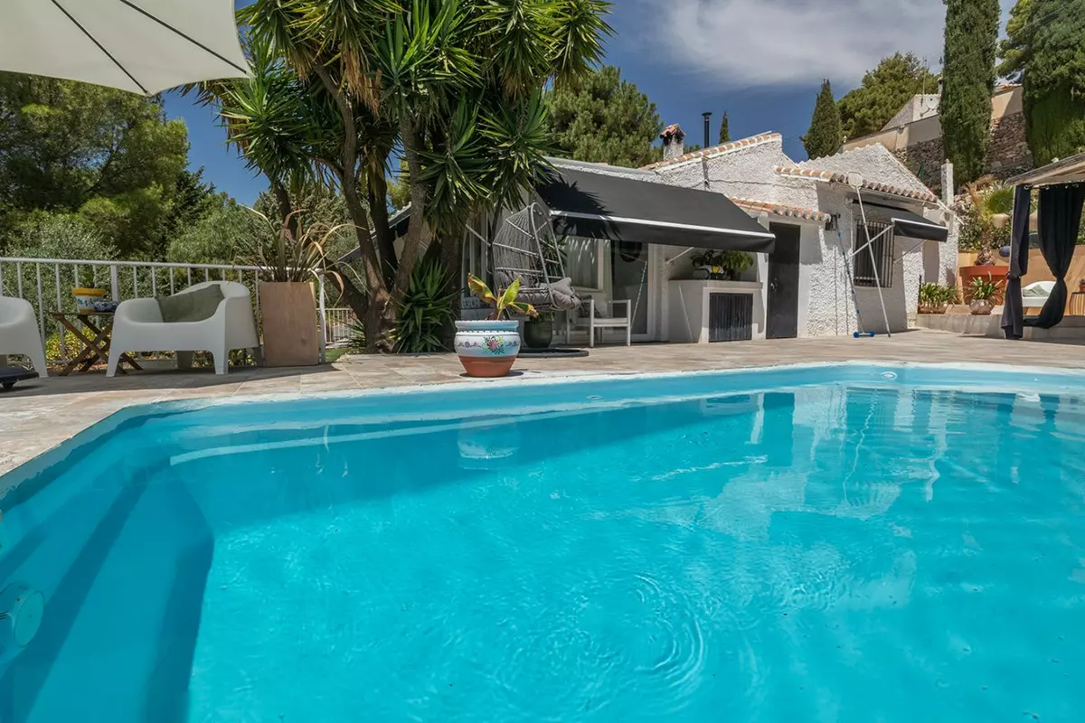 2-bedroom Villa In Cómpeta, Spain (95 M²)