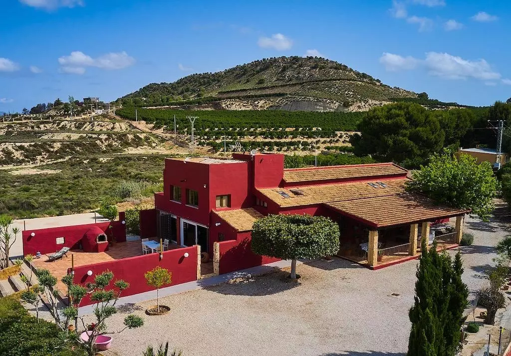 4-bedroom Country House In Orihuela, Spain (350 M²)