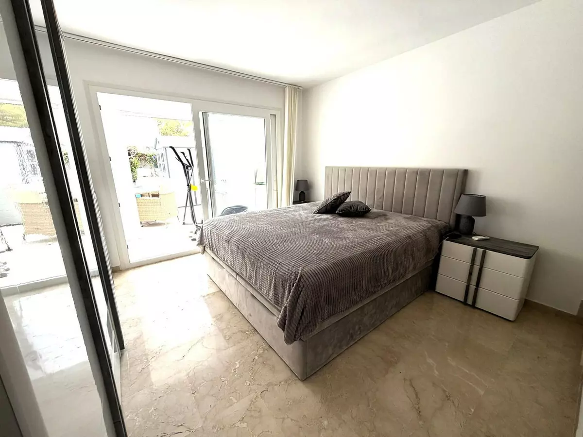 2-bedroom Apartment In Estepona, Spain (80 M²)