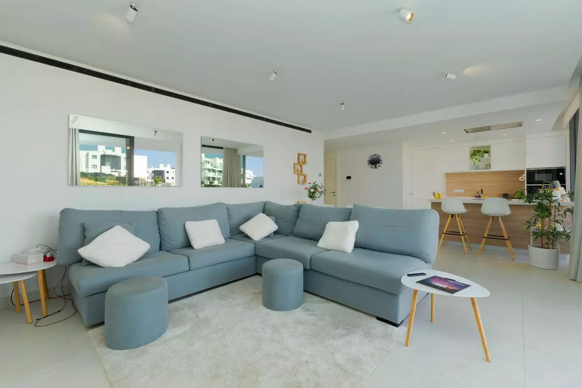 2-bedroom Apartment In Fuengirola, Spain (97 M²)