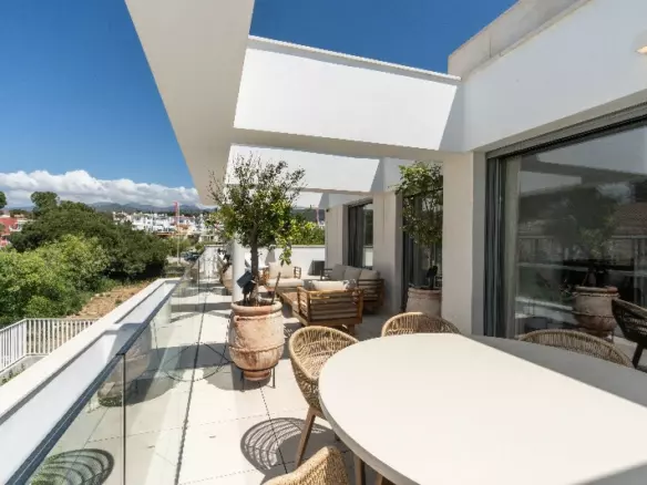 3-bedroom Apartment In Marbella, Spain (117 M²)