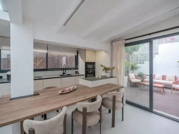 2-bedroom Apartment In Calvià, Spain (80 M²)