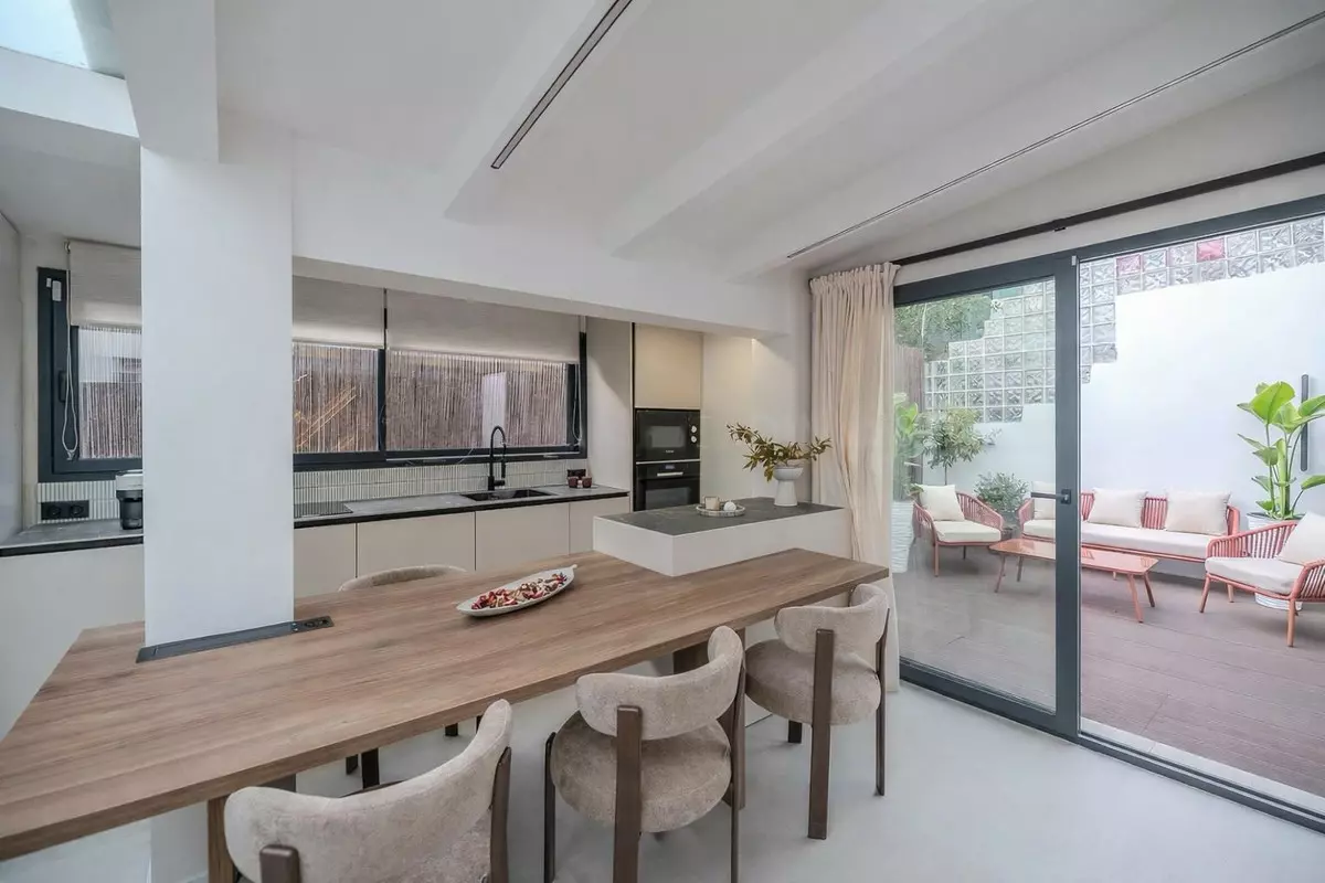 2-bedroom Apartment In Calvià, Spain (80 M²)
